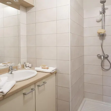 Apartment Close To Lift In Foy *